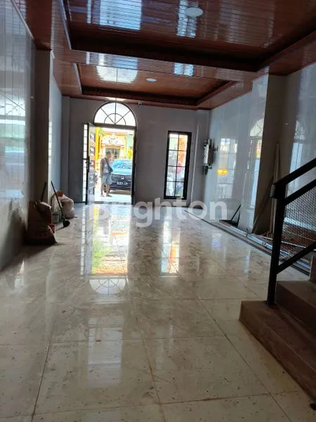 image DI JUAL RUKO 4 LANTAI SIAP PAKAI DI JALAN UTAMA DIPONEGORO DENPASAR (4)