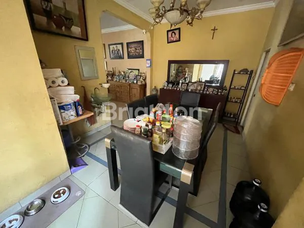 image JUAL RUMAH LUAS, ASRI DAN NYAMAN DI LOKASI STRATEGIS (5)