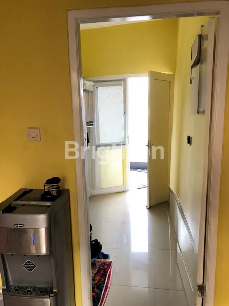 image RUMAH SHM SIAP HUNI DI KEDOYA SELATAN JAKARTA BARAT (5)