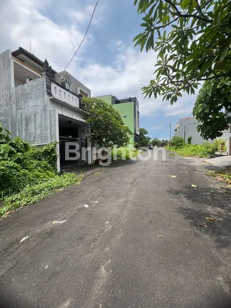 image TANAH PREMIUM 2,1 ARE DI KEROBOKAN, DEKAT CANGGU (4)