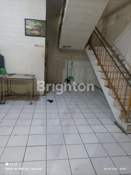 image RUKO 2 LANTAI LT 211M², LOKASI PUSAT KOTA BATU (5)