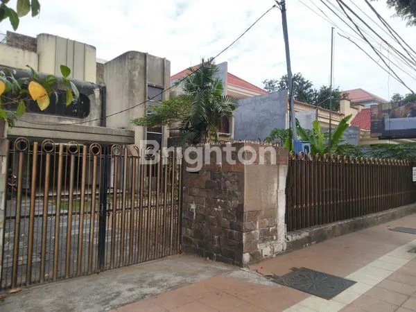 image RUMAH RAYA DARMO SURABAYA PUSAT KOMERSIL AREA (2)