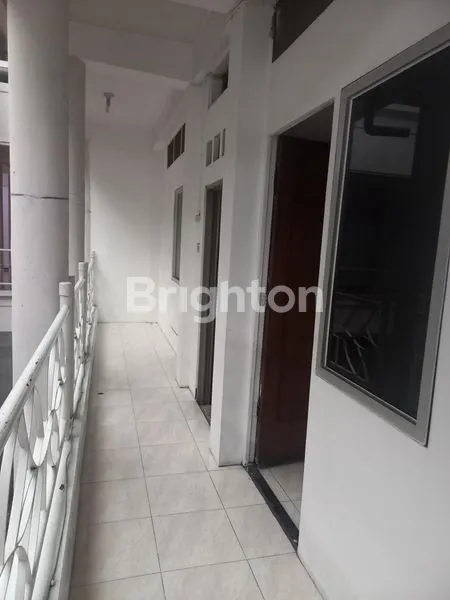 image RUKO 2 LANTAI  STRATEGIS SIAP HUNI NO RENOV DI JL MENOREH RAYA SEMARANG (6)