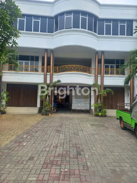 image RUKO 2 LANTAI  STRATEGIS SIAP HUNI NO RENOV DI JL MENOREH RAYA SEMARANG (1)