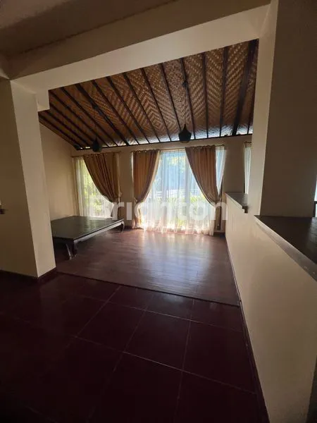 image VILLA MEWAH 3 LANTAI DI BALANGAN, KOLAM RENANG PRIBADI (5)