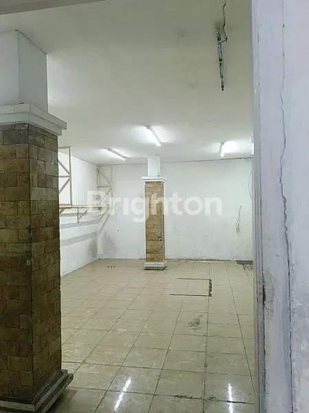 image DISEWAKAN RUKO 2 LANTAI TEPAT DI JALAN RAYA SINGOSARI  (3)