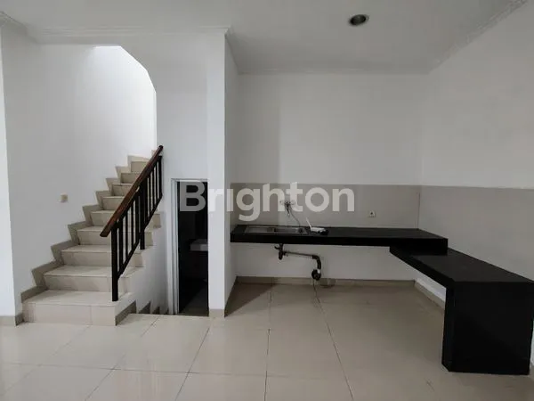 image RUMAH SIAP HUNI DI CLUSTER ASIA, GREEN LAKE CITY (2)