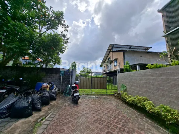 image TANAH PREMIUM DI JL. ULUWATU JIMBARAN (2)