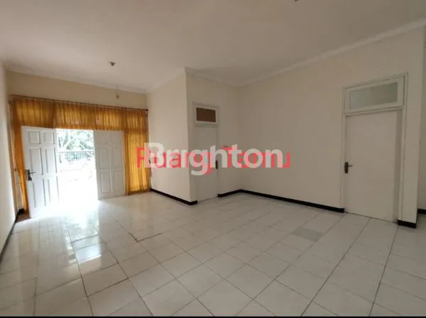 image RUMAH RUNGKUT MAPAN (5)