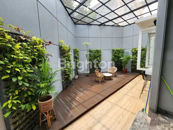 image DIJUAL RUMAH   HOOK 2 LANTAI, FURNISHED,GRIYA PERMATA (8)