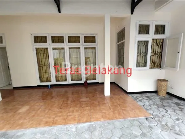 image RUMAH RUNGKUT MAPAN (8)