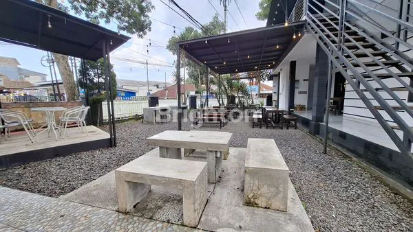 image RUMAH MULTIFUNGSI 2 LANTAI + KOS-KOSAN + TOKO DI SUBANGJAYA CIKOLE — LT 590M², SANGAT STRATEGIS, DEKAT PERKANTORAN & PUSAT KOTA SUKABUMI (5)