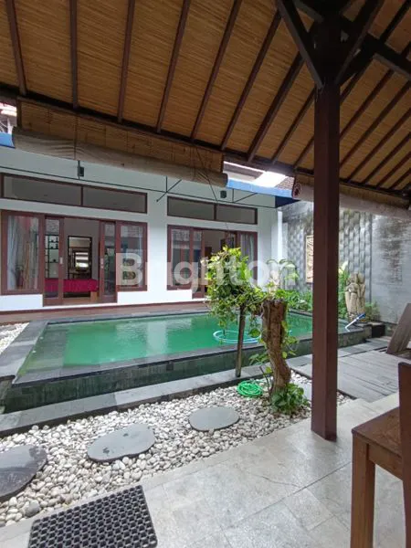 image ELEGANT FURNISHED VILLA FOR RENT – TAMAN SARI, KEROBOKAN (1)