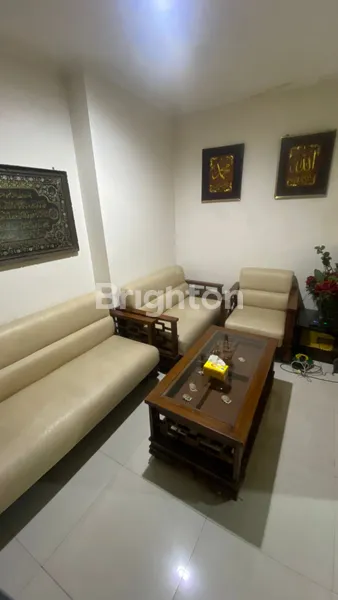 image HUNIAN NYAMAN 2 LANTAI DALAM CLUSTER (3)