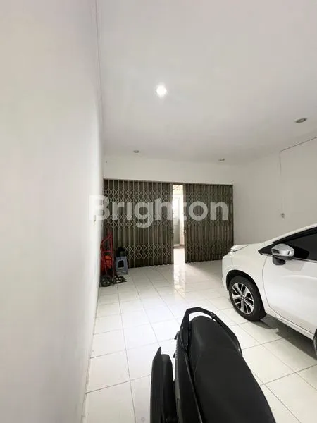 image RUMAH STRATEGIS 3,5 LT JEMBES JAKBAR (1)