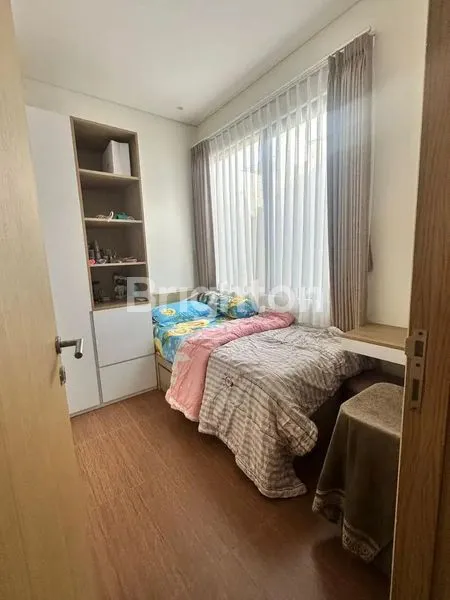 image SEWA RUMAH 2 LANTAI MODERN TROPIS • FULLY FURNISHED BASIC • GRATIS INTERNET • TANAKAYU BSD CITY — 3KT | 3KM | SIAP HUNI (8)