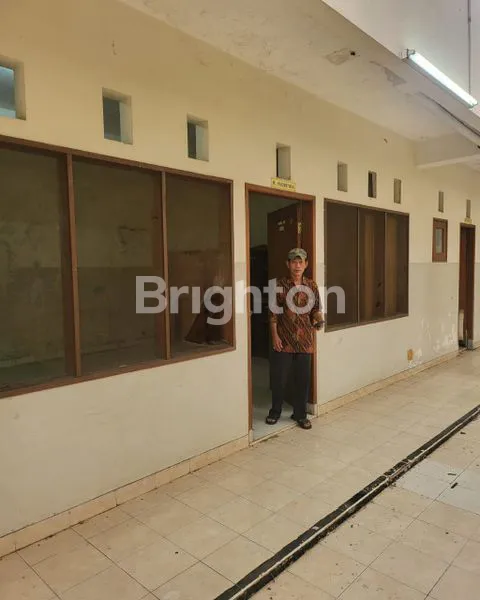 image GEDUNG BEKAS PESANTREN DI SAWANGAN, LUAS 1.200M² (5)