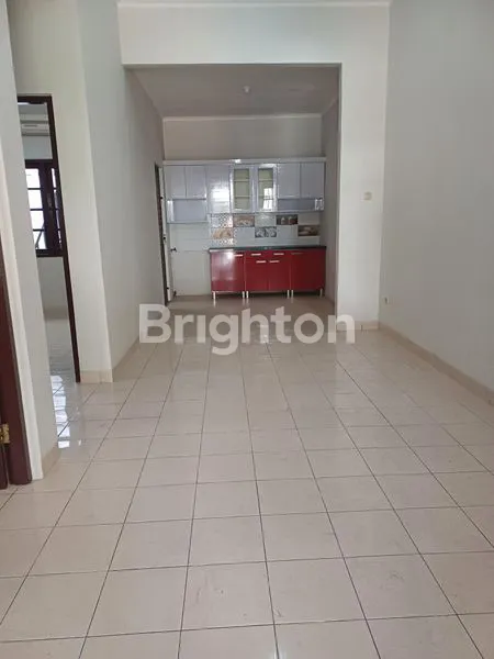 image RUMAH SIAP HUNI LT 90 DI CALGARY  KOTA WISATA (2)