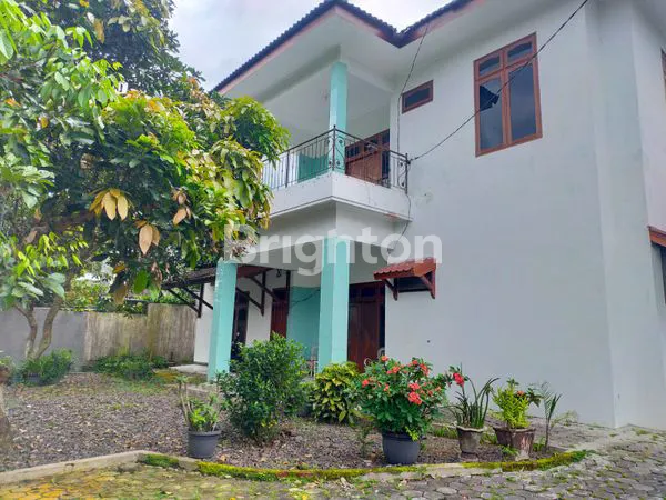 image RUMAH MEWAH DAN LAHAN LUAS DI LAWANG MALANG (1)