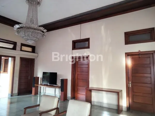 image RUMAH MEWAH PRIYAYI LAWEYAN SOLO RADJIMAN  (5)