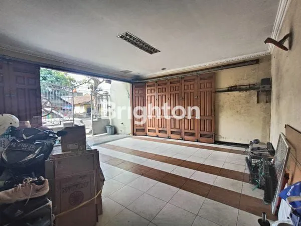 image RUMAH MEWAH PREMIUM  SIAP HUNI, LT 198M² LB 325M² (1)