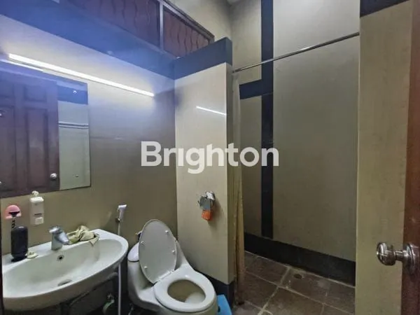 image RUMAH MEWAH PREMIUM  SIAP HUNI, LT 198M² LB 325M² (2)