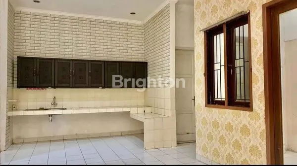 image RUMAH SEPINGGAN PRATAMA (2)