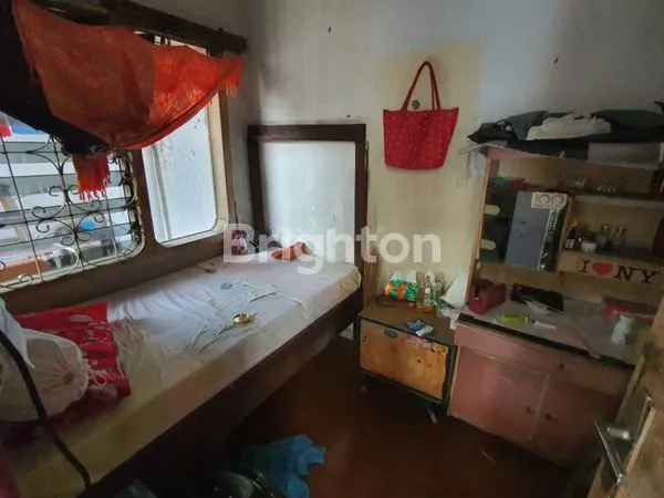 image RUMAH IDEAL KOMPLEK PULOMAS JAKARTA TIMUR STRATEGIS SIAP HUNI (8)