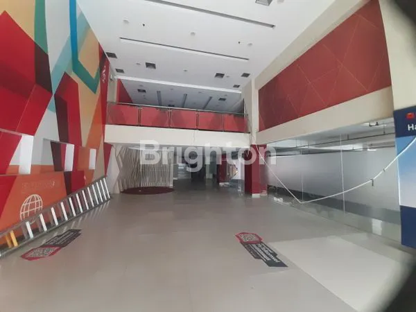 image RUANG USAHA STRATEGIS DI SUDIRMAN, LB 520 M², 2 LANTAI (1)