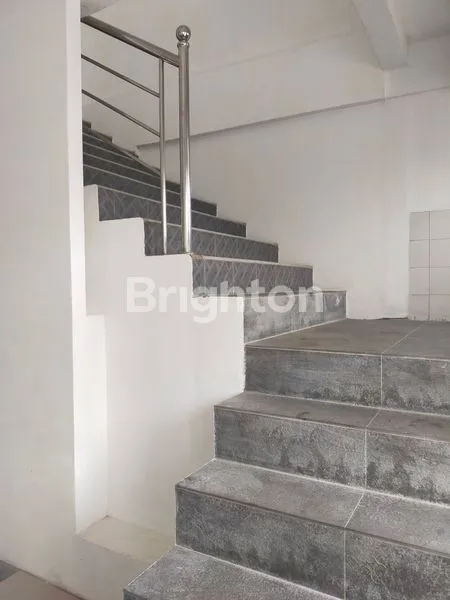 image RUKO 3 LANTAI SIAP HUNI, AKSES TRUK & DEKAT TOL (6)