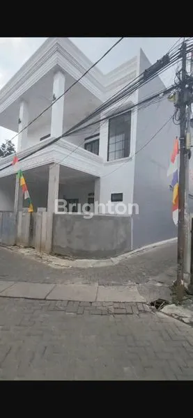 image HUNIAN & USAHA SIAP PAKAI DI TANGERANG (1)