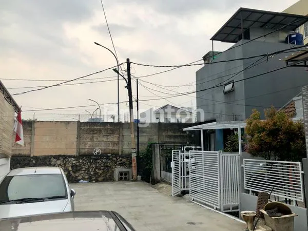 image DI JUAL RUMAH DI PERUMAHAN GRIYA SRENGSENG KAWASAN KEMBANGAN JAKARTA BARAT  (3)