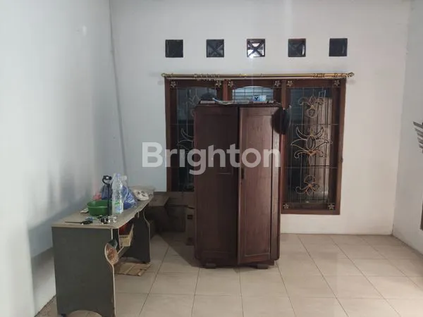 image RUMAH DAN TOKO SIAP HUNI DI BANJARKEMATREN, KEC. BUDURAN, SIDOARJO (6)