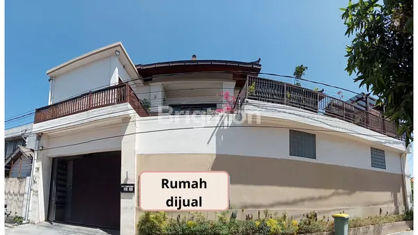 image RUMAH MEWAH 2 LANTAI FULL FURNISHED SIAP HUNI DI PANJER (1)