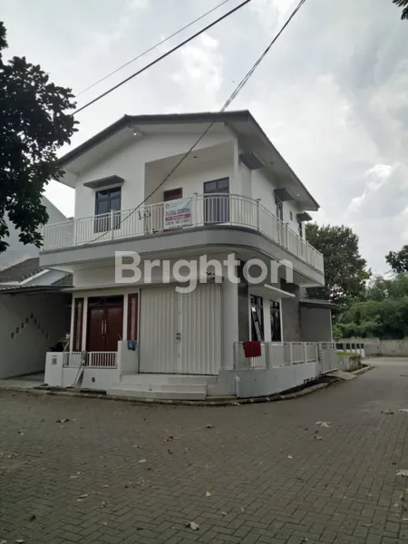 image RUMAH DALAM KOMPLEKS DAERAH PAMULANG (2)