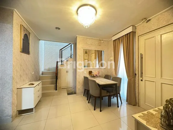 image RUMAH MEWAH HOOK FULL FURNISHED SIAP HUNI | LT 158M² LB 198M² | BANJAR WIJAYA CIPONDOH TANGERANG\N (2)