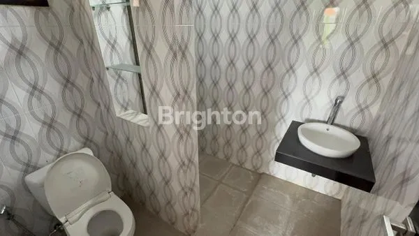 image RUMAH MINIMALIS LANTAI 2 DI JALAN TUKANG BADUNG RENON (5)