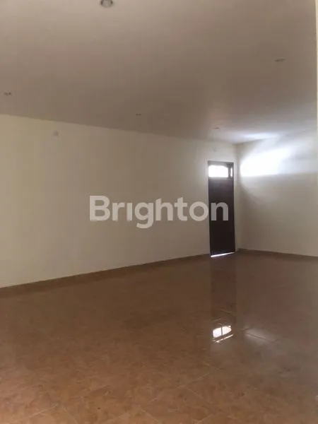 image RUKO 2 BLOK TANPA SEKAT SESETAN AGUNG (4)