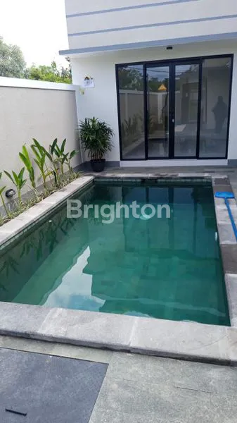 image VILLA BARU 3 KAMAR, LOKASI STRATEGIS SEMINYAK (2)