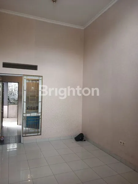 image RUMAH SEWA SAKURA REGENCY  (3)