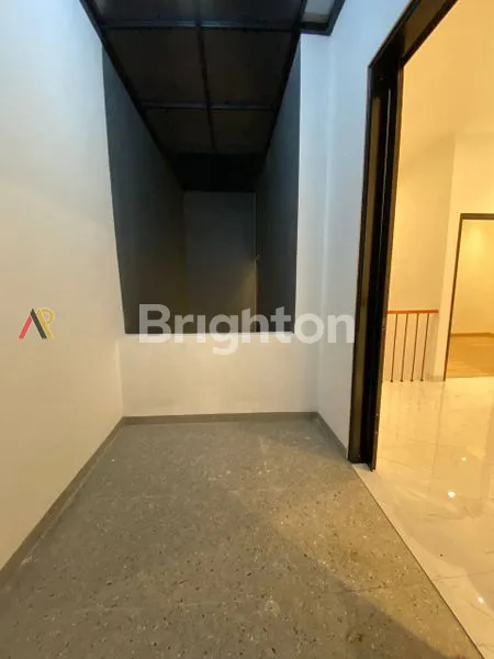 image RUMAH BARU DALAM KOMPLEK DI DEPOK (4)