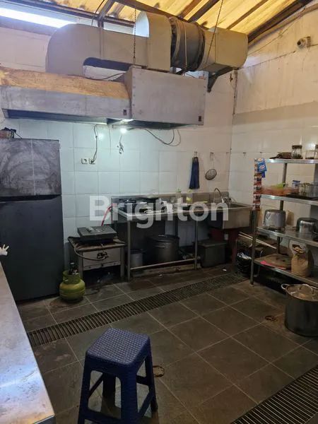 image RUKO 3 LANTAI DI AREA RAMAI DEWI SRI (4)