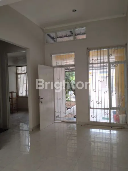 image RUMAH SIAP HUNI SEMI FURNISHED DI BUKIT CIMANGGU CITY (3)