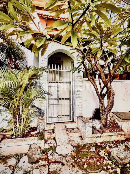 image DIJUAL RUMAH 3 LANTAI DEKAT STBA LIA PENGADEGAN (3)