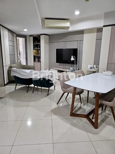 APARTEMEN 3 BR 123 M2 MANSION BOUGENVILLE TOWNHOME EMERALD KEMAYORAN