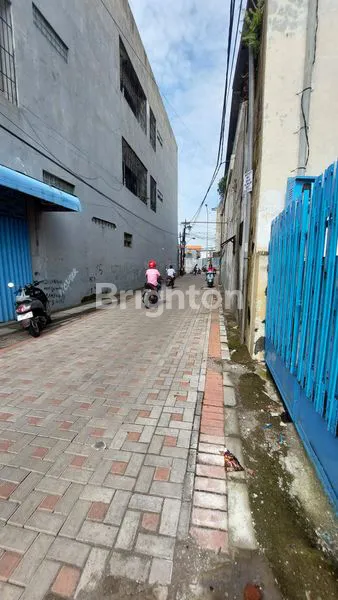 image RUMAH 1 LANTAI DI JALAN DONOKERTO SURABAYA DEKAT KAPASARI KAPASAN KENJERAN (3)