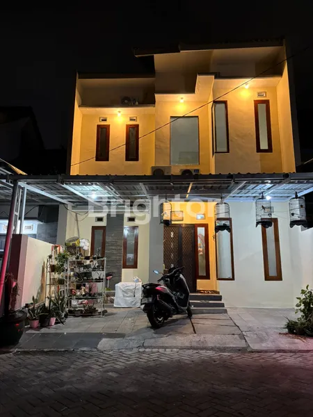 image JUAL RUMAH TENGAH KOTA (1)