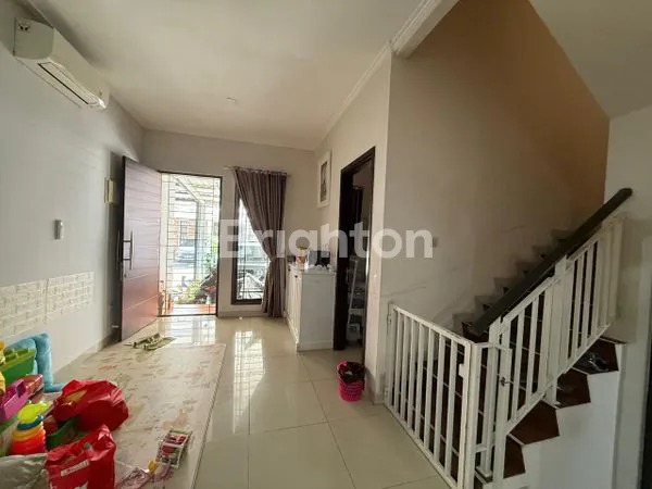 image JUAL CEPAT RUMAH RENOV 2 1/2 LT GREENLAKE CITY  JAKARTA BARAT CIPONDOH (5)