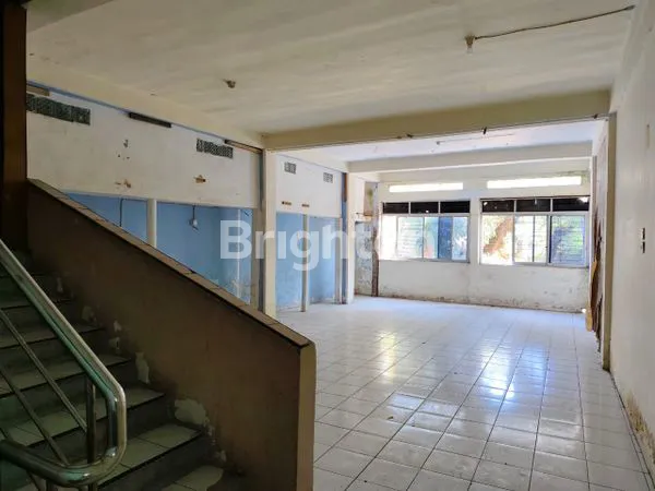 image RUKO SIAP HUNI DITENGAH KOTA COCOK UNTUK USAHA (6)