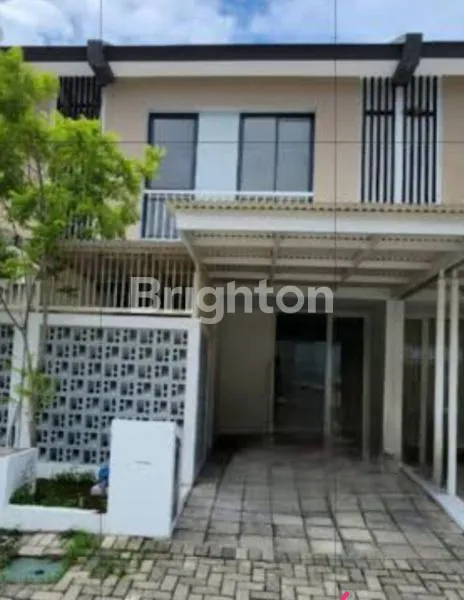 image RUMAH 2 LANTAI SIAP HUNI, SHM DI ROYAL RESIDENCE (1)